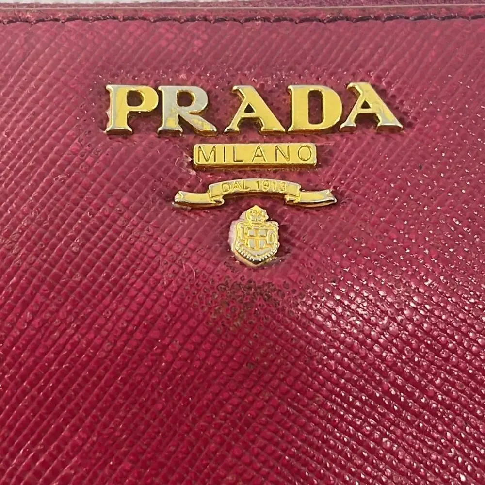 PRADA Saffiano Long‎ Zip Wallet